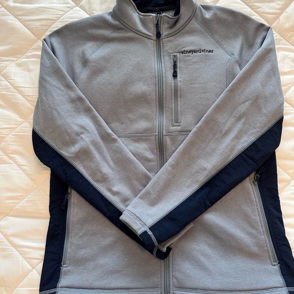 Vineyard Vines Men's Gray and Navy Blue Performance Jacket - size M